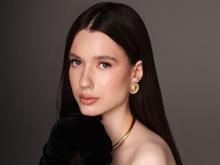 Adult KatarinaRomano